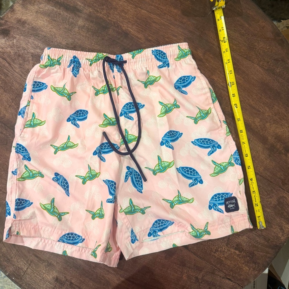 Men’s Swim Shorts with Turtle Print